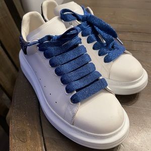 Alexander McQueen oversized sneaker